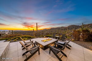 1313 W TORTOLITA MOUNTAIN Circle