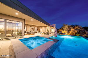 1313 W TORTOLITA MOUNTAIN Circle