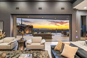 1313 W TORTOLITA MOUNTAIN Circle