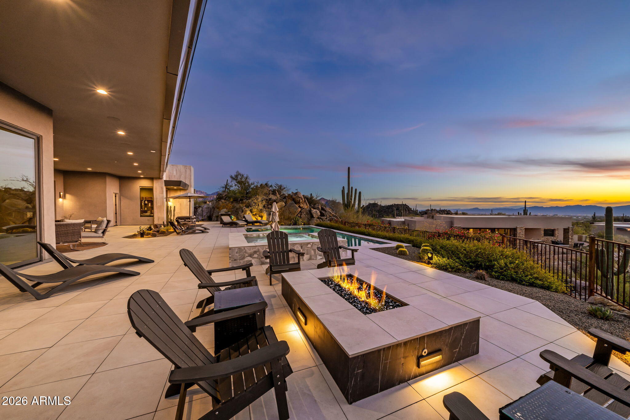 1313 W TORTOLITA MOUNTAIN Circle