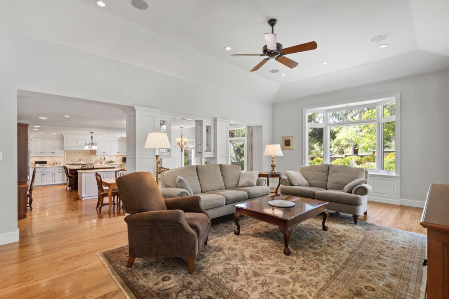 894 Tolman Drive