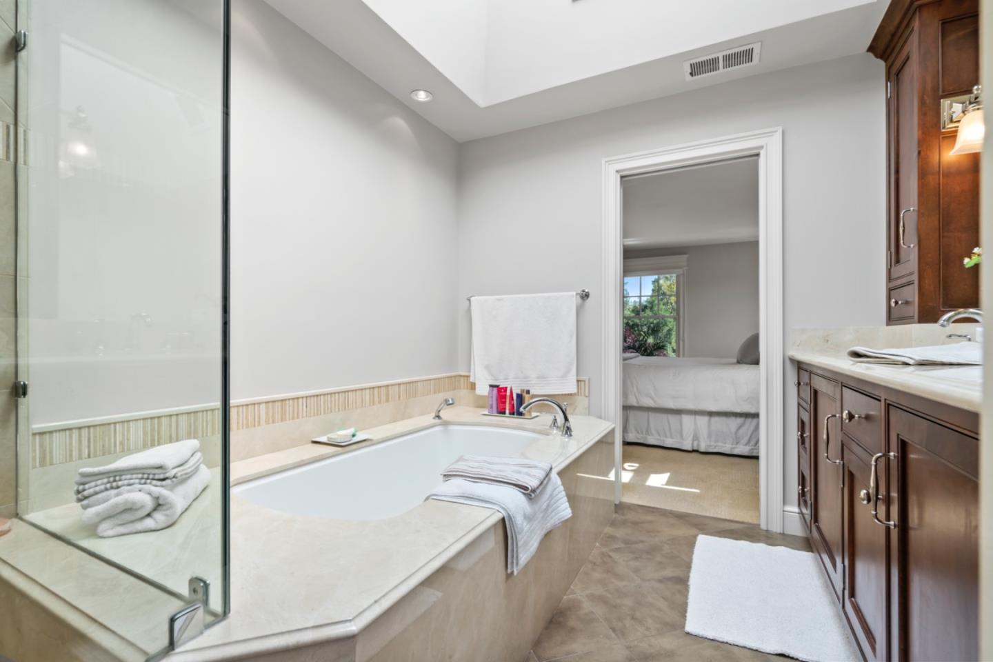 894 Tolman Drive
