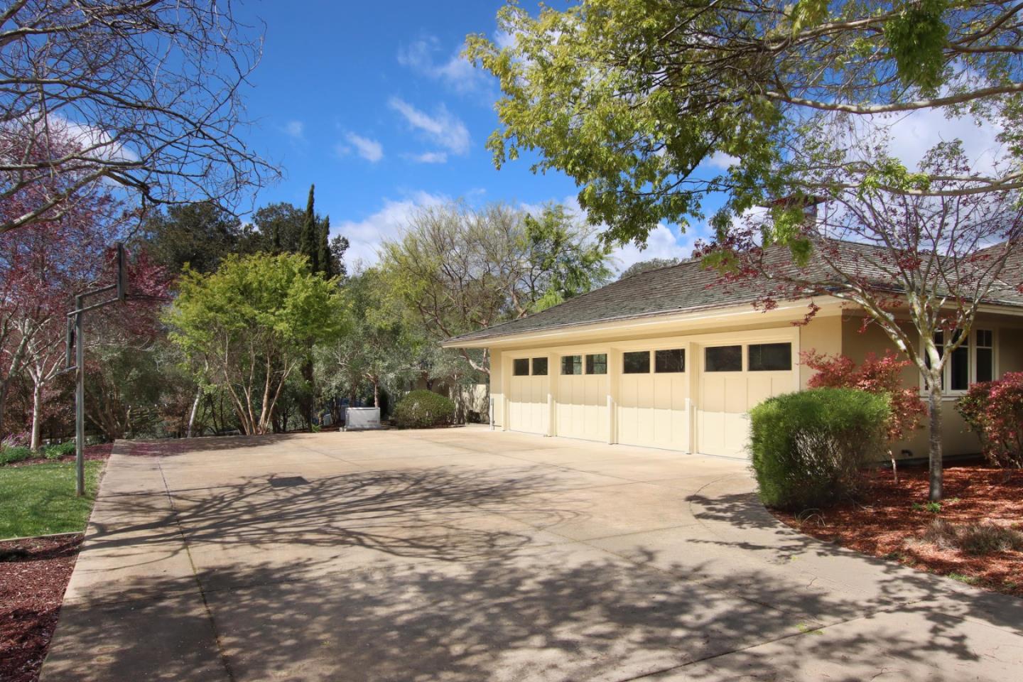 120 Edenvale Court