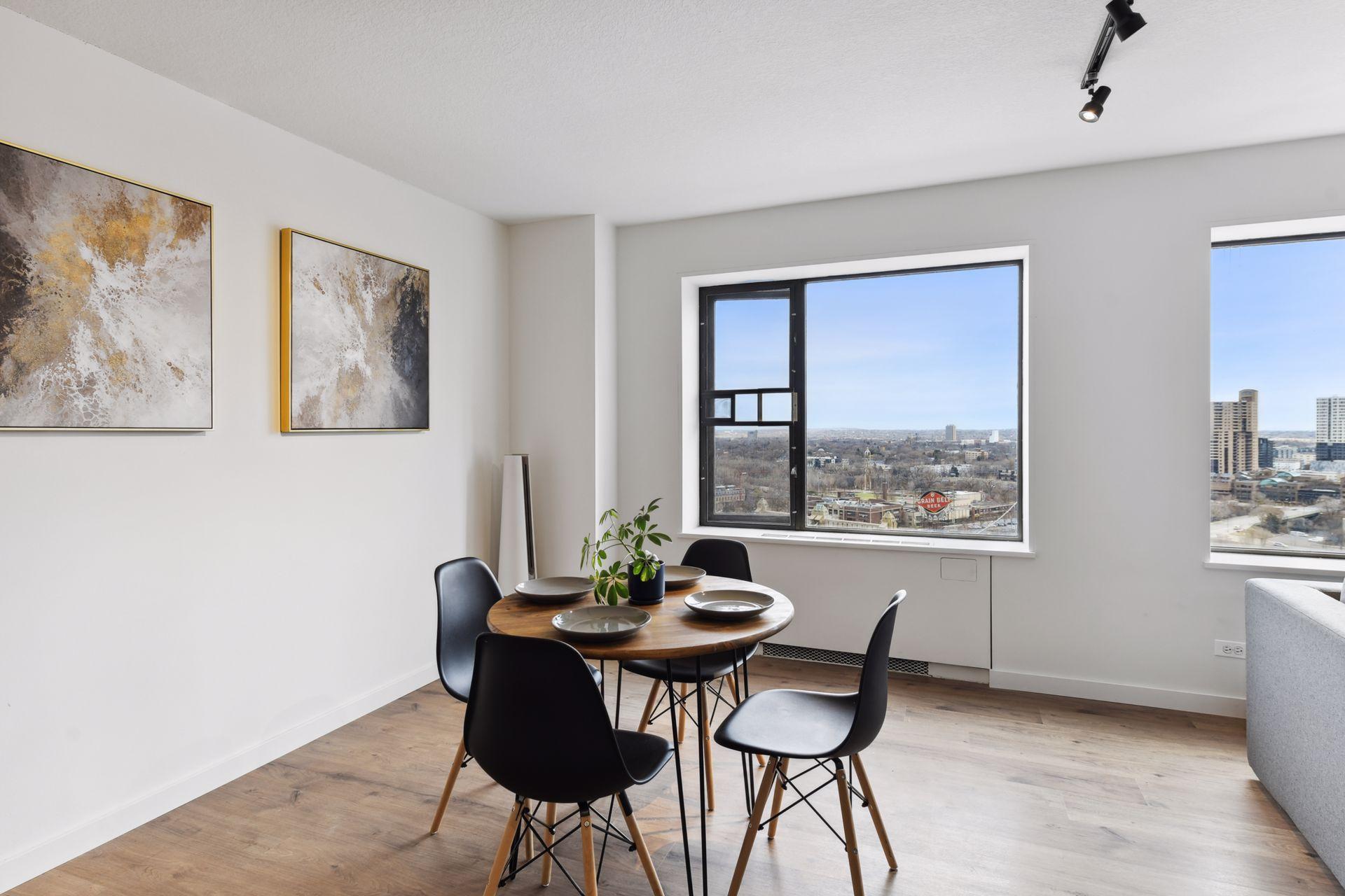19 S 1st Street Unit: B2006