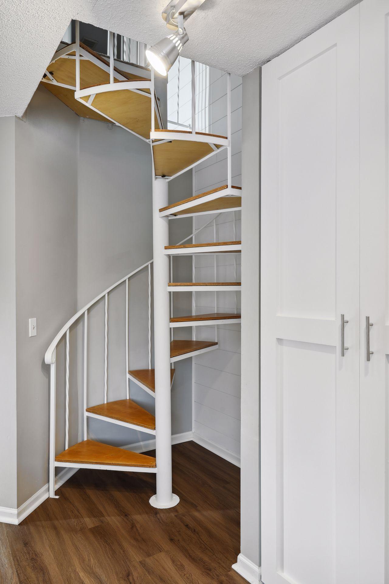 2040 Ridge Drive Unit: 13