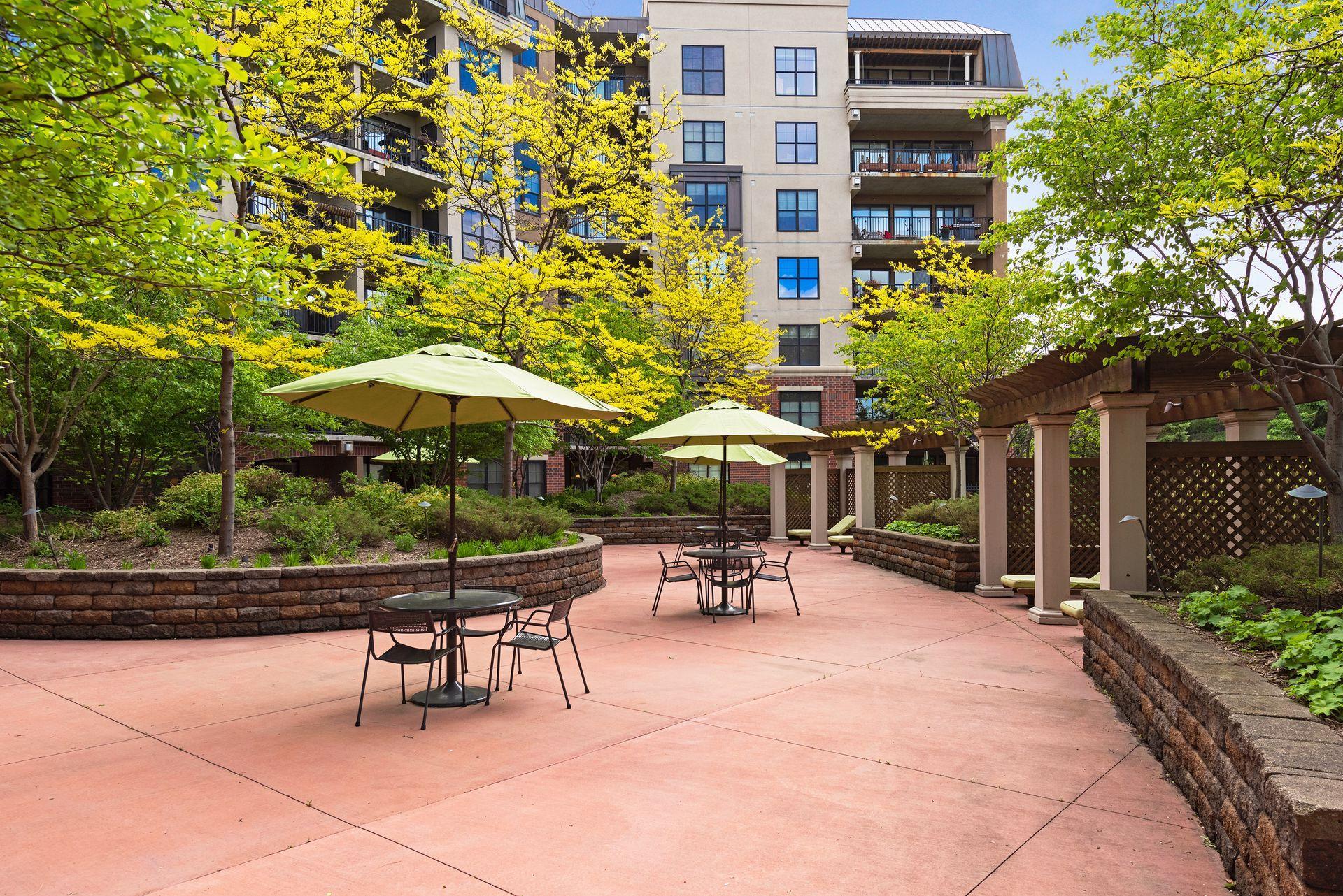 317 Groveland Avenue Unit: 610