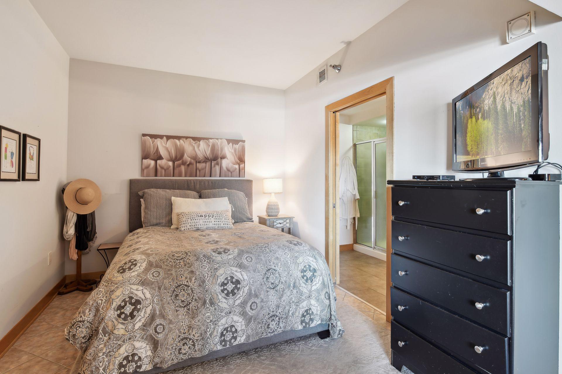317 Groveland Avenue Unit: 610