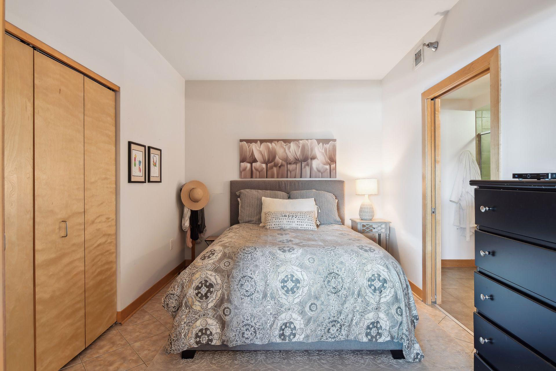 317 Groveland Avenue Unit: 610