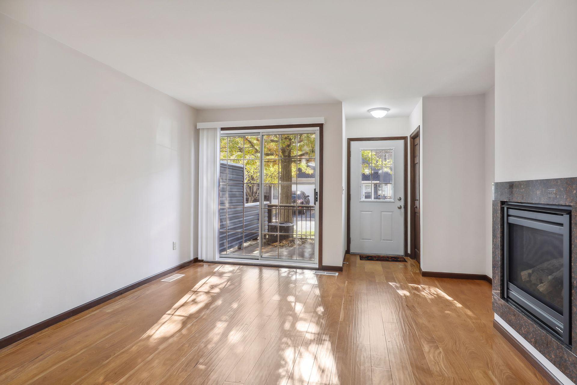 1830 Donegal Drive Unit: 9