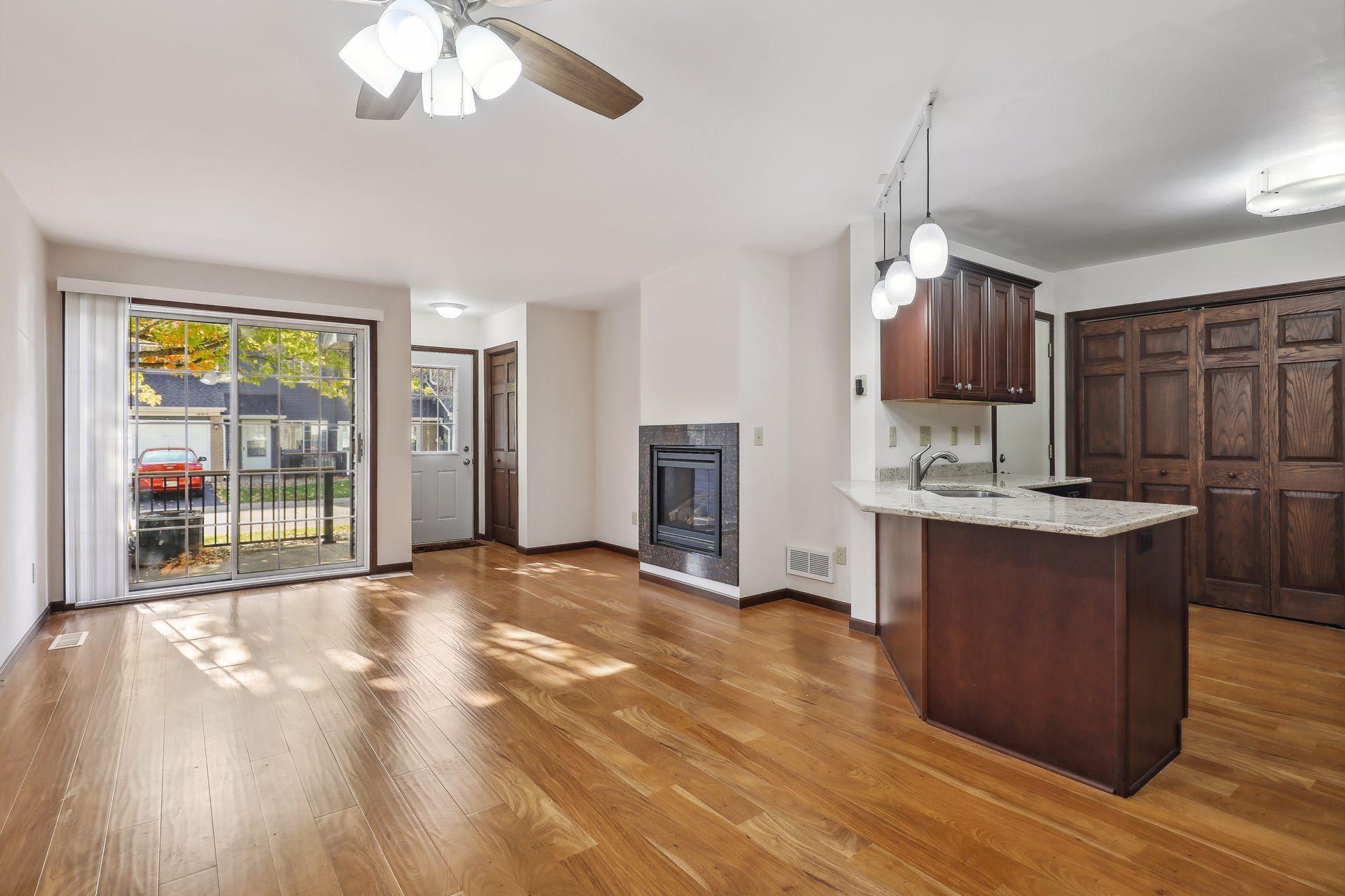 1830 Donegal Drive Unit: 9