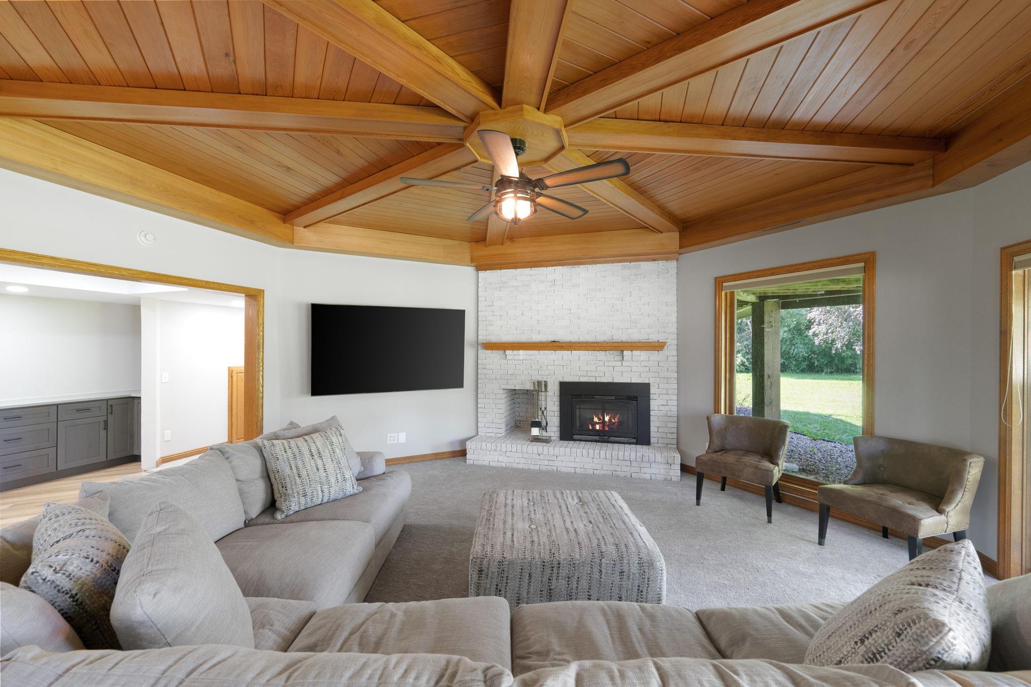 8045 County Road 116