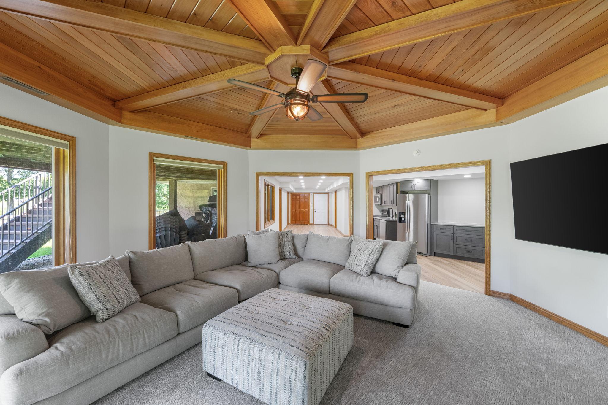 8045 County Road 116