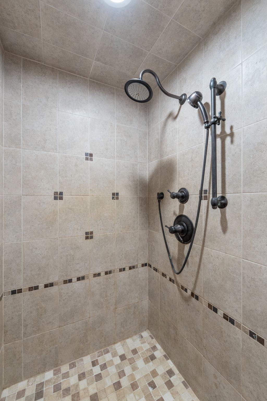 8045 County Road 116