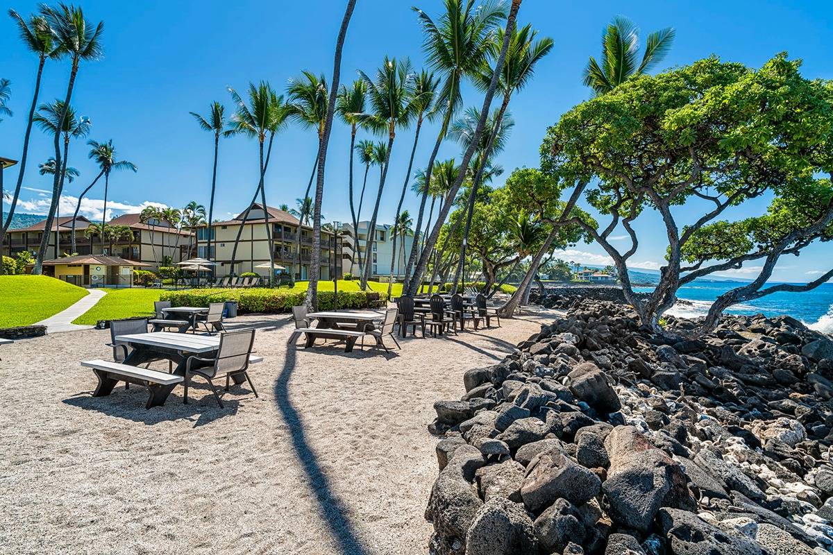75-6100 Alii Dr Unit: B25