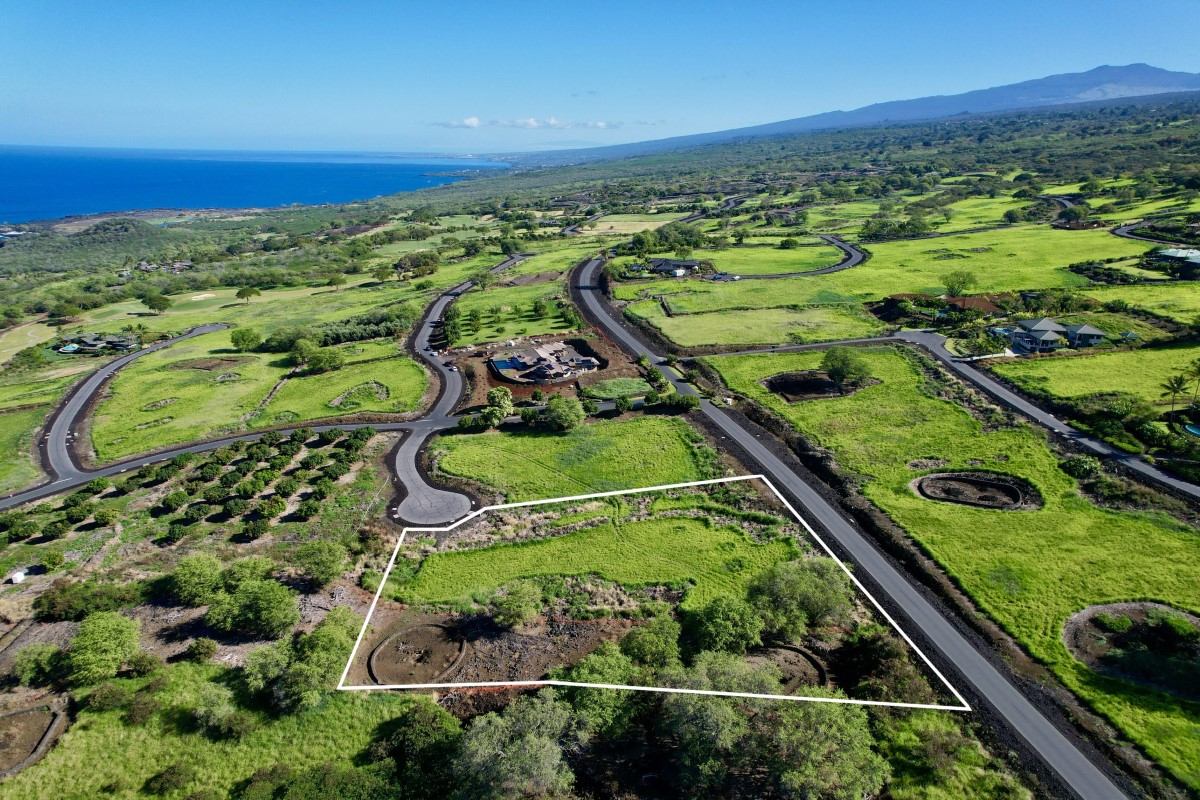 81-6503 LAUPAI WAY
