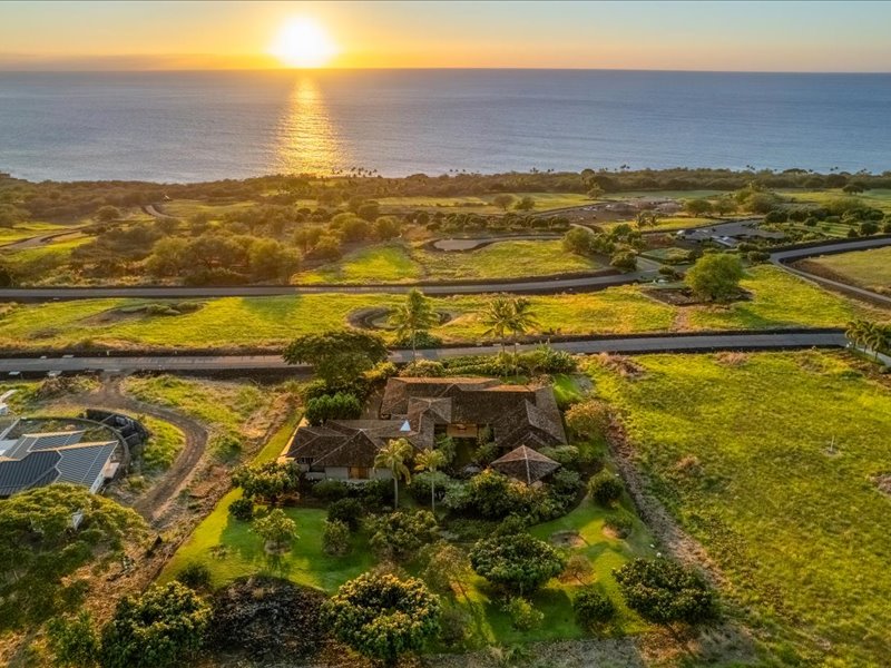 81-6426 KAELEHUA WAY