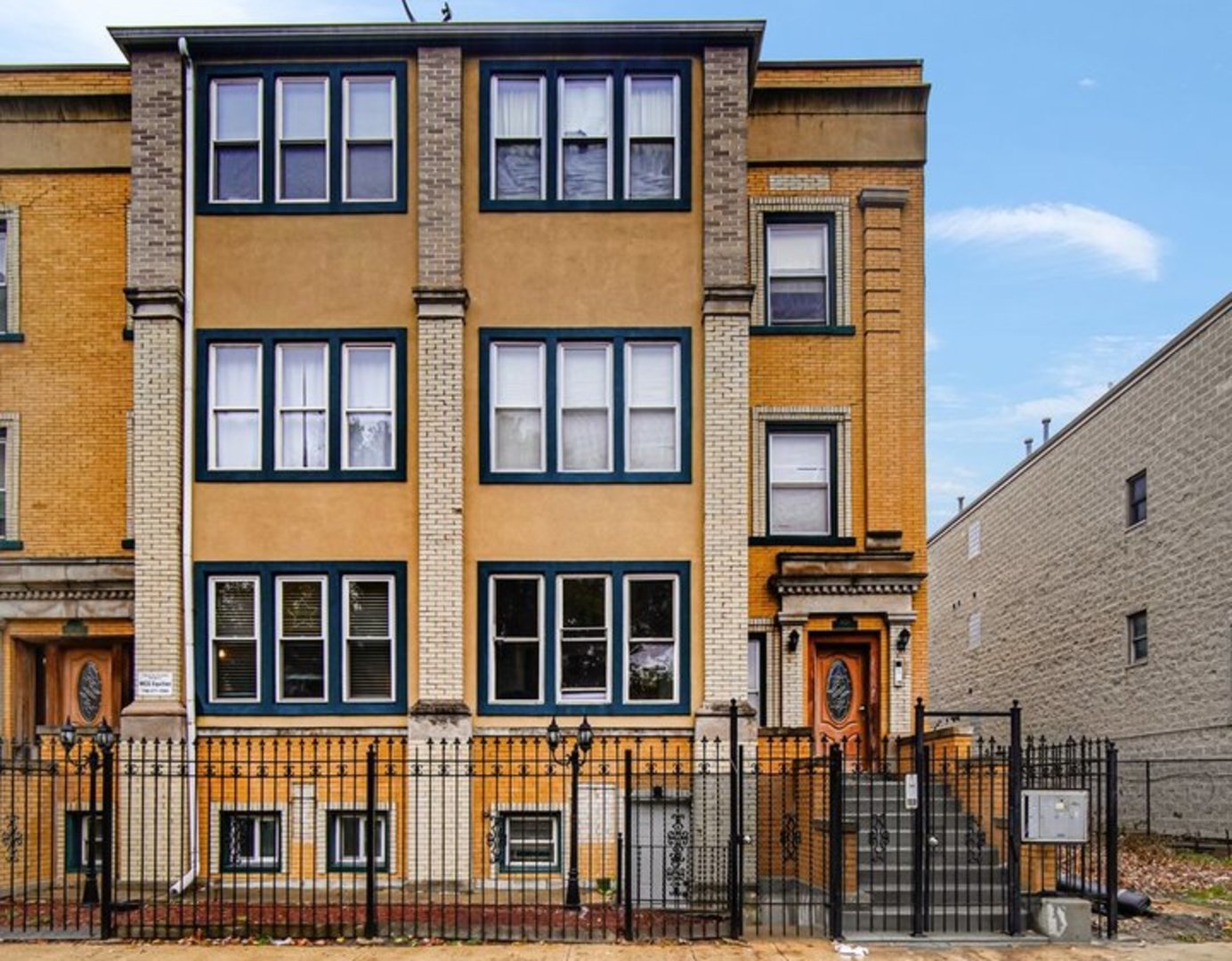 4829 S PRAIRIE Avenue Unit: 2