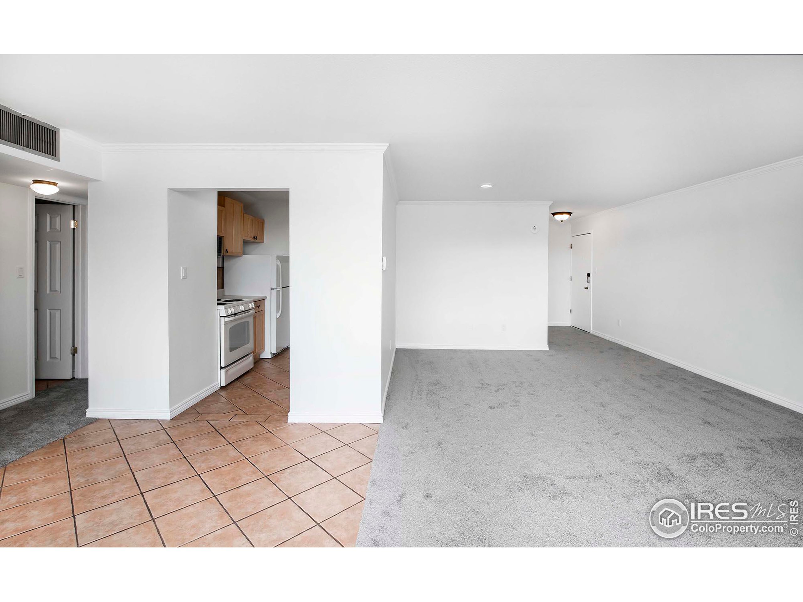 2227 Canyon Blvd Unit: 401A