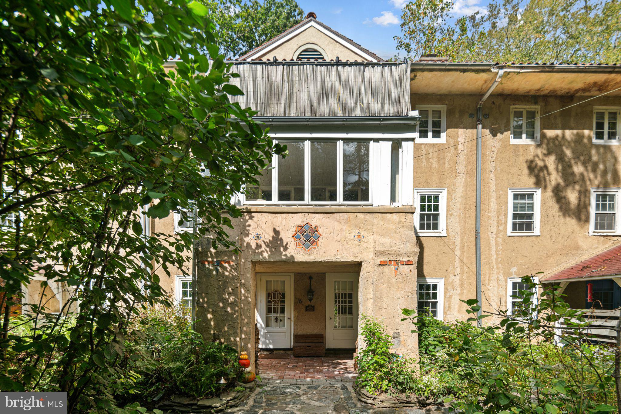 76 W ROSE VALLEY