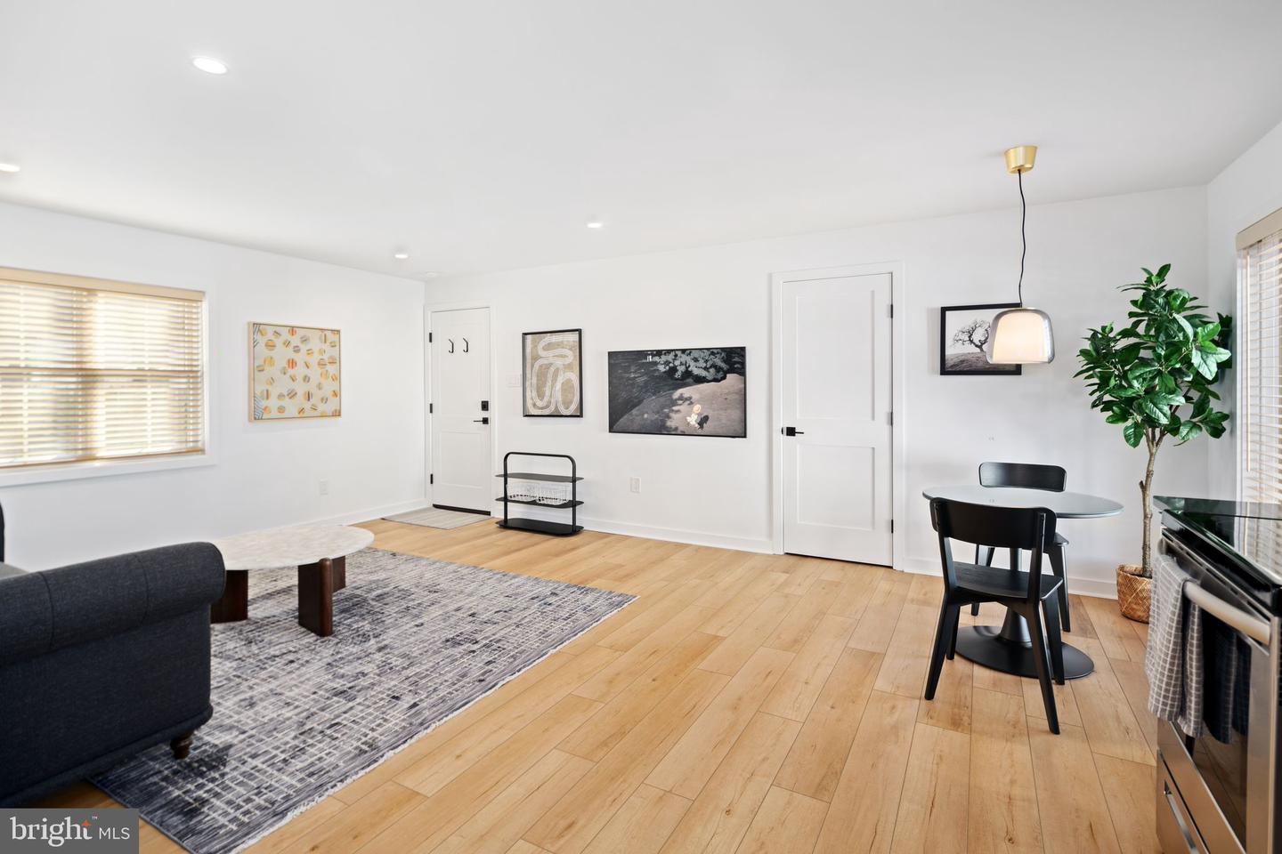 28 LLANFAIR RD #B2