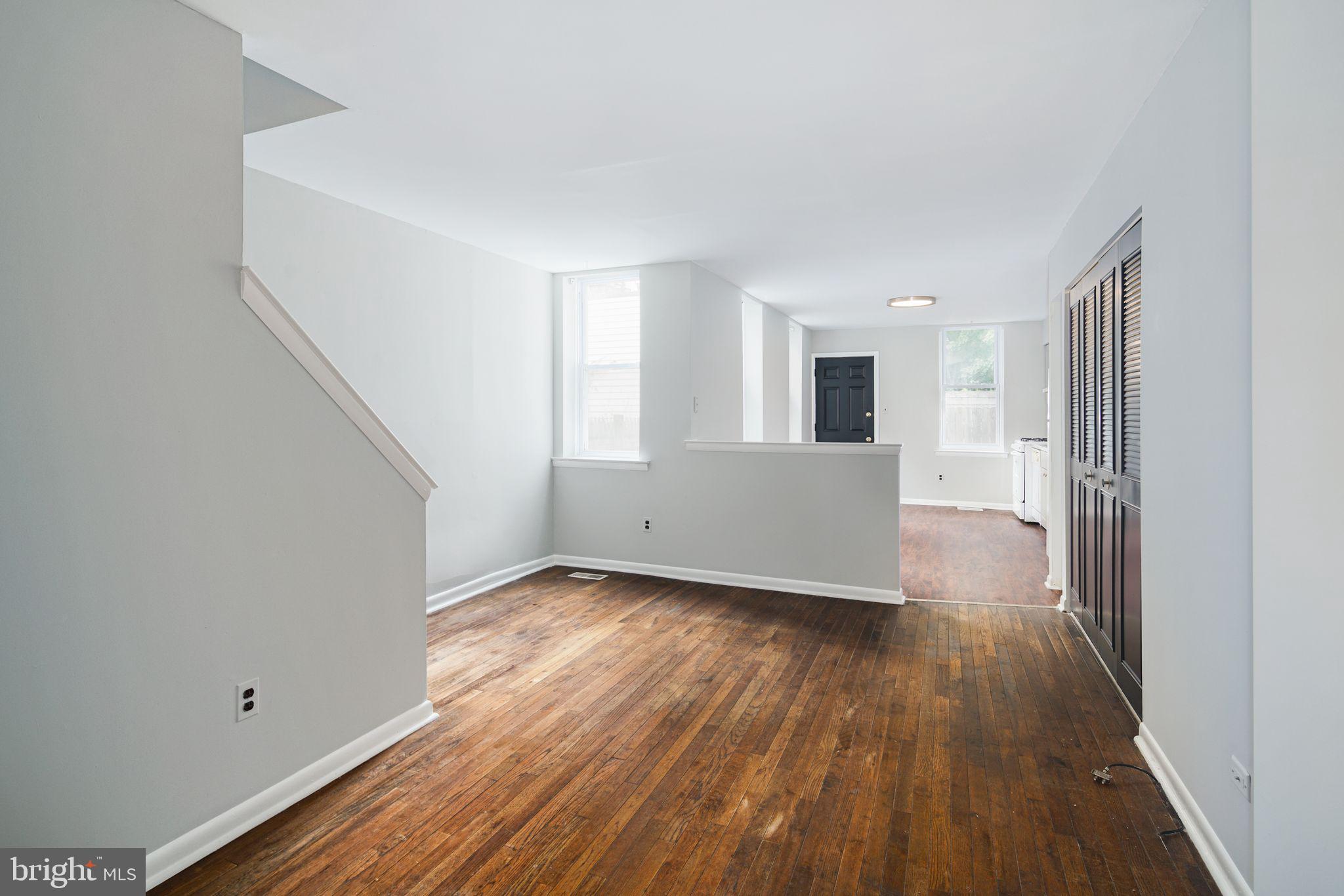 230 W Wildey STREET Unit: 1