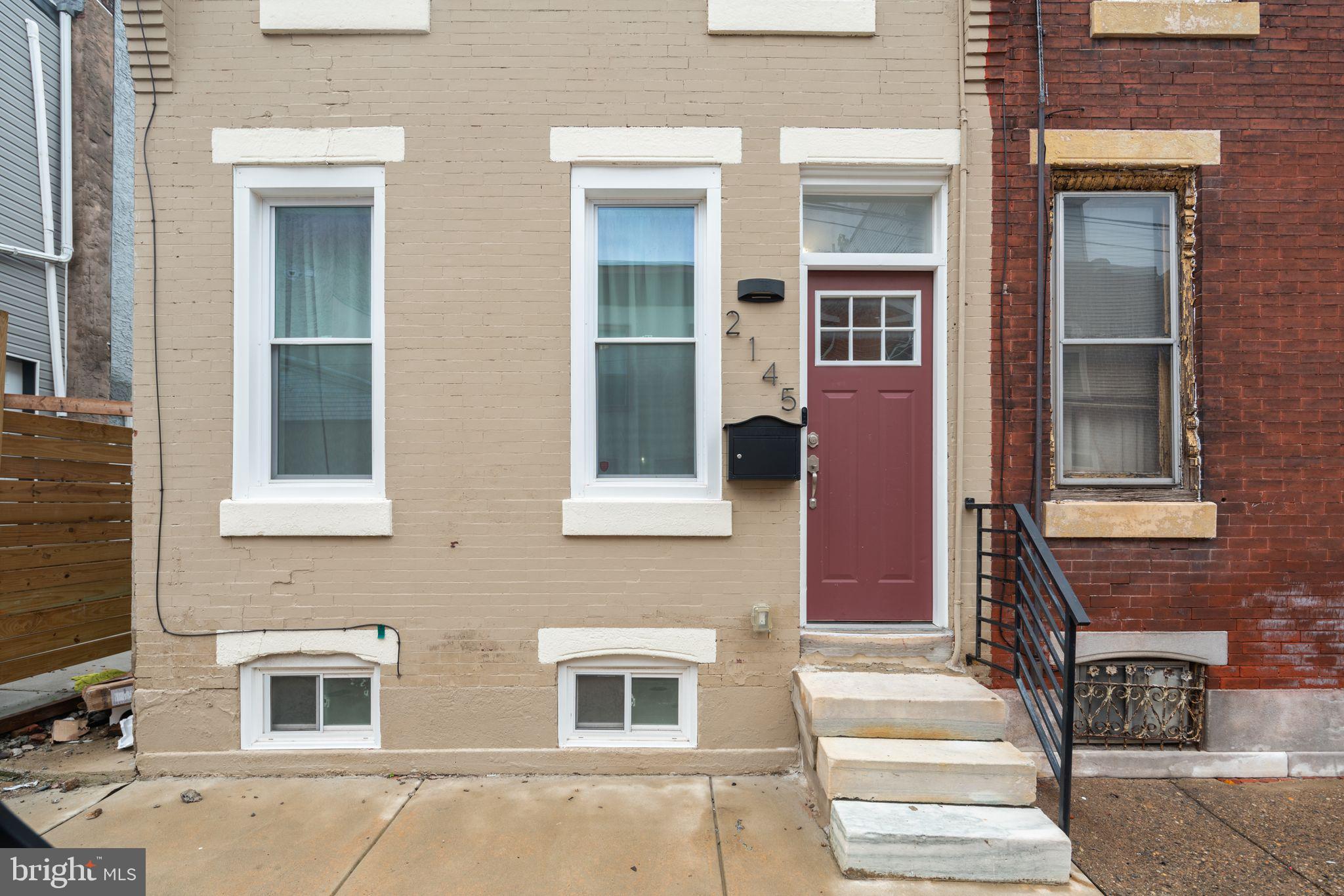 2145 Mountain STREET