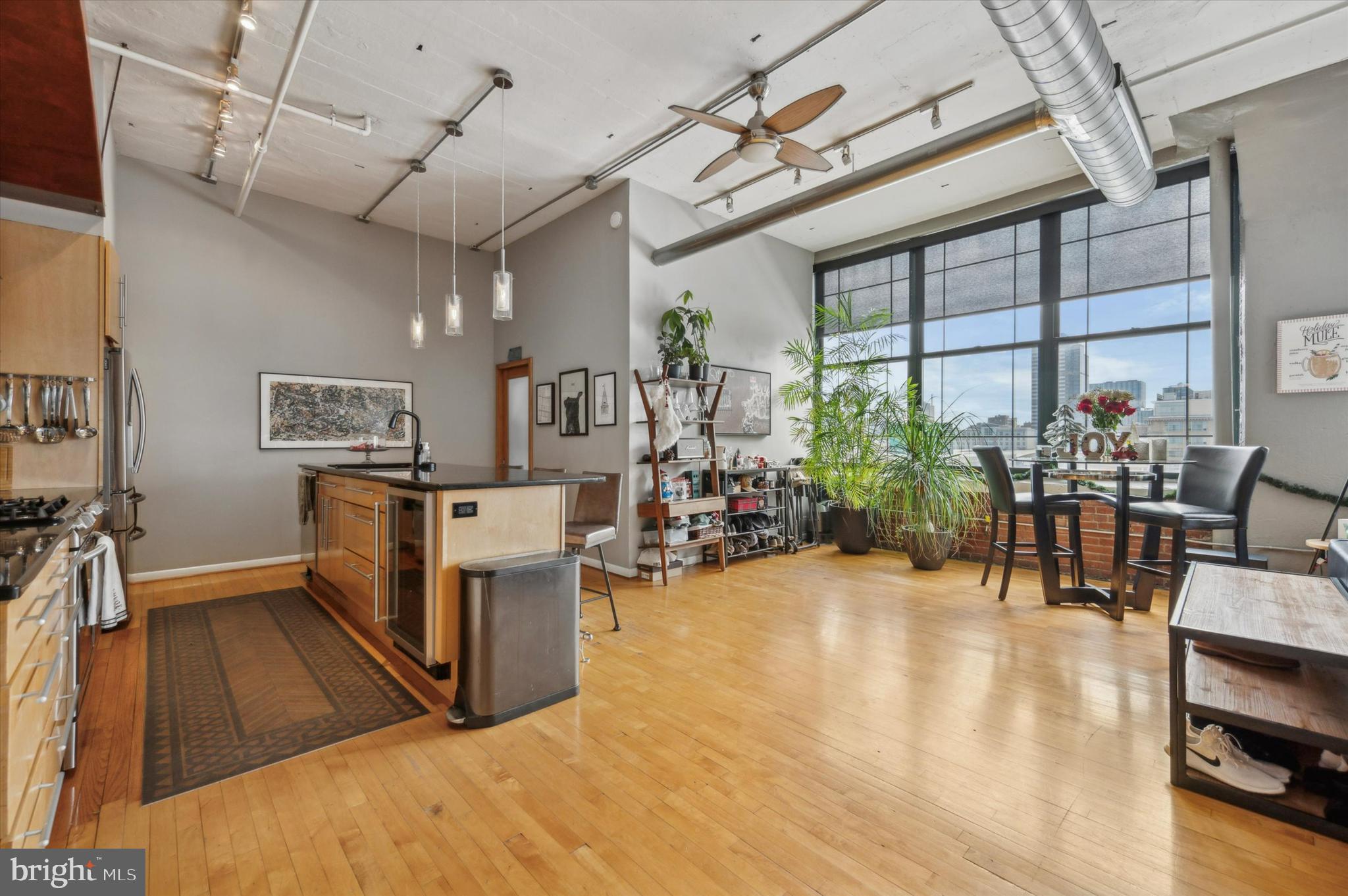 314-22 N 12TH ST #805