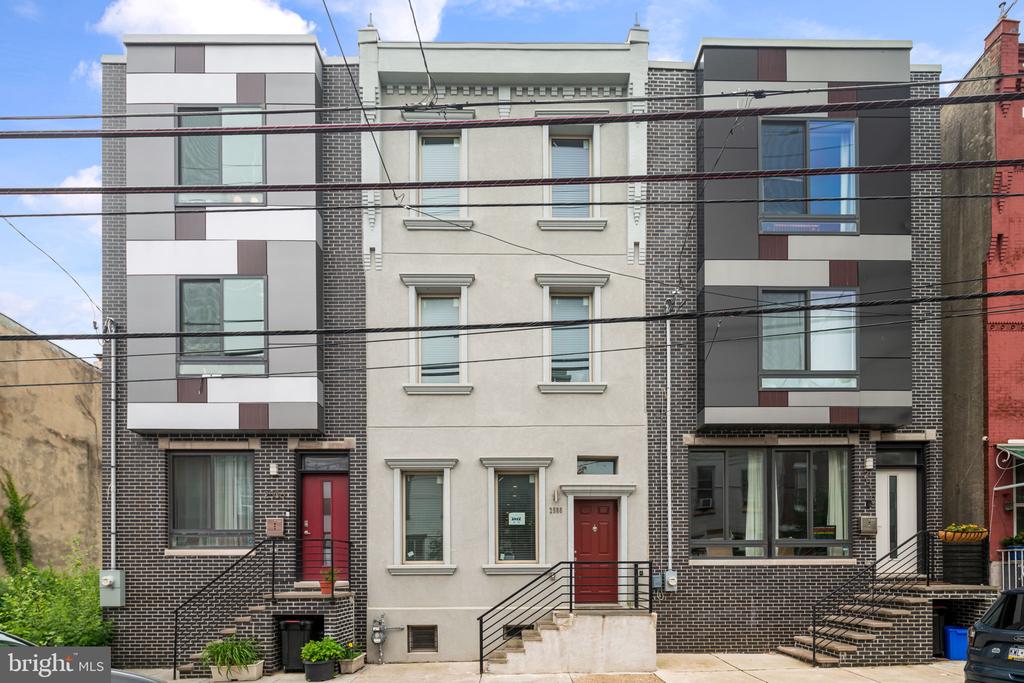 2508 W Master St