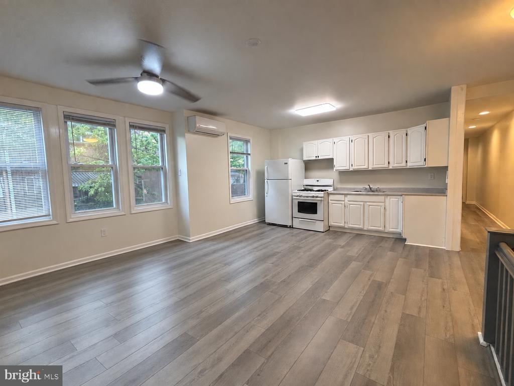 4533 BALTIMORE AVENUE Unit: 2