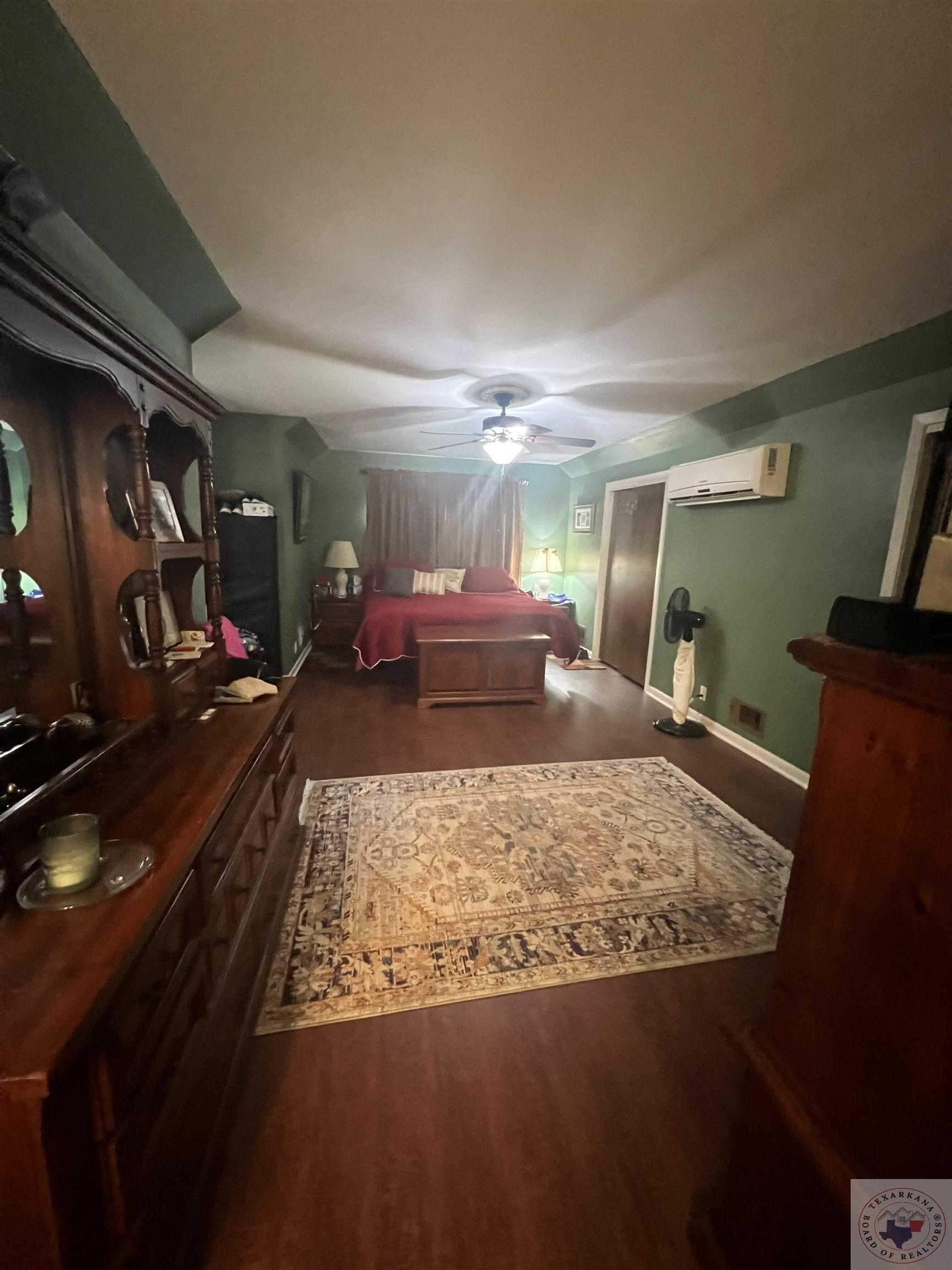 3 Desoto Cir