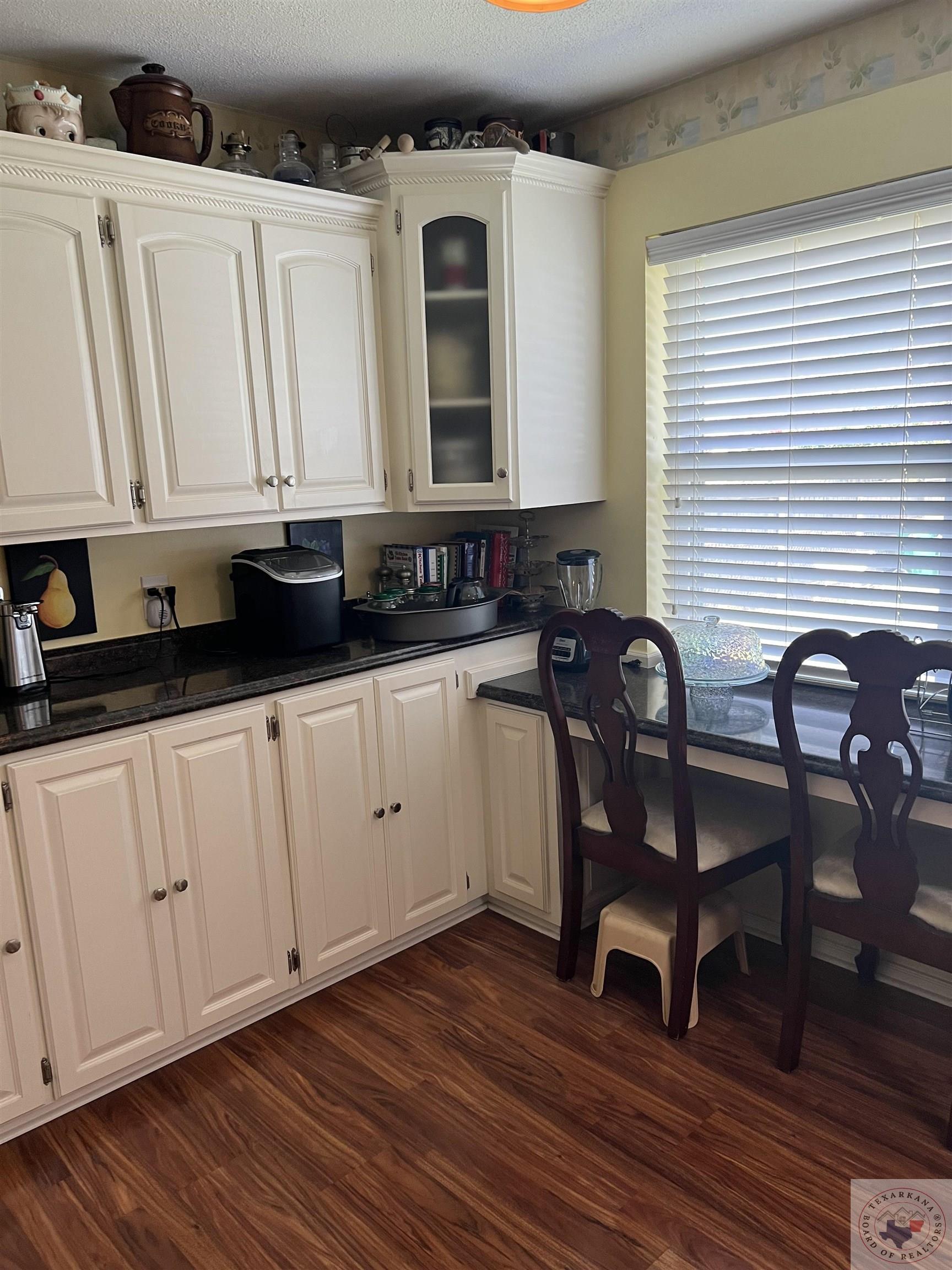 3 Desoto Cir