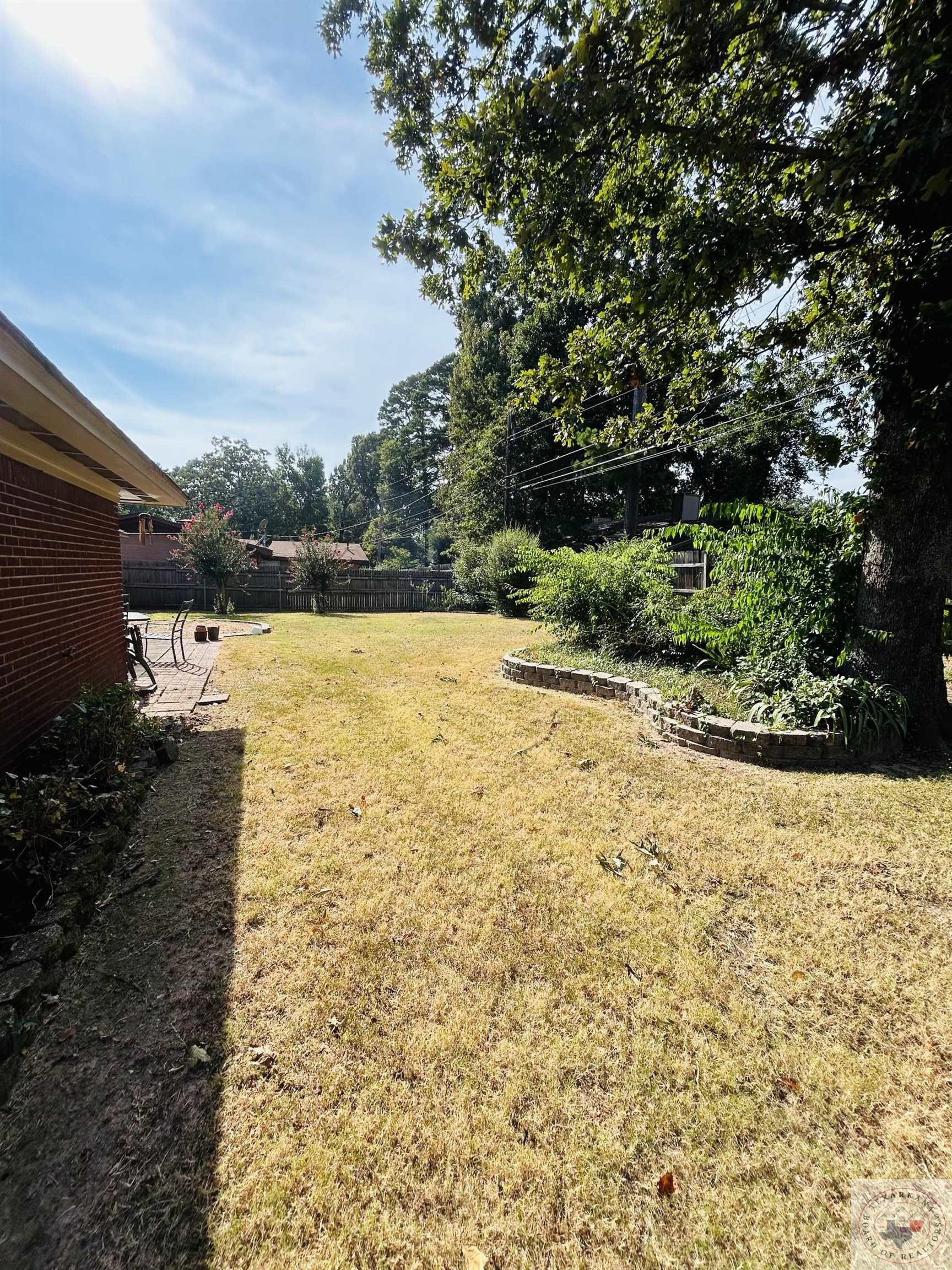 112 Wildwood Dr