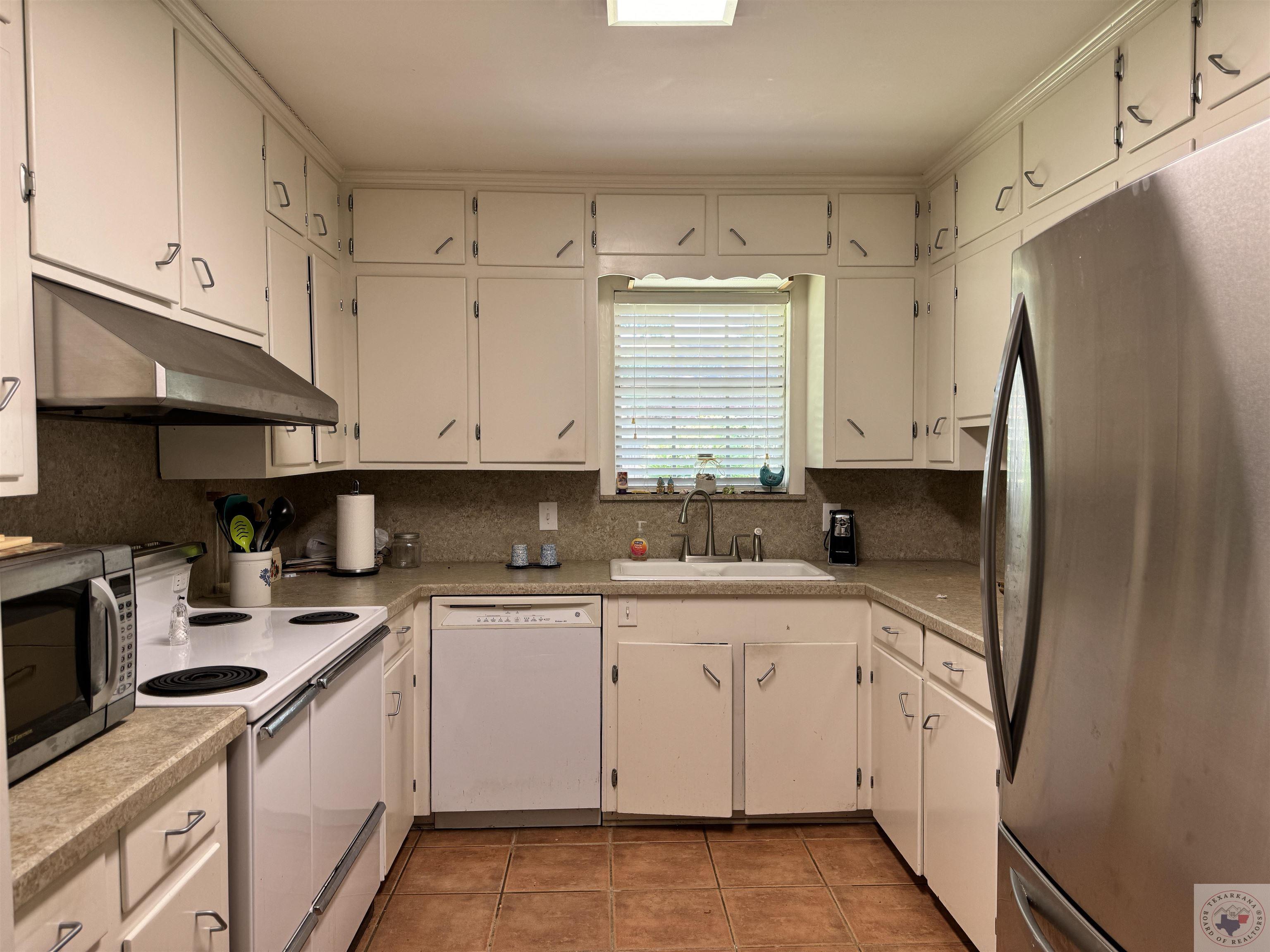 112 Wildwood Dr