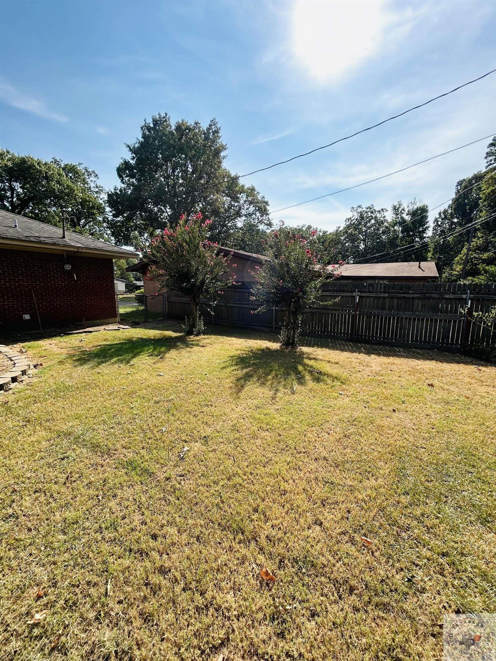 112 Wildwood Dr