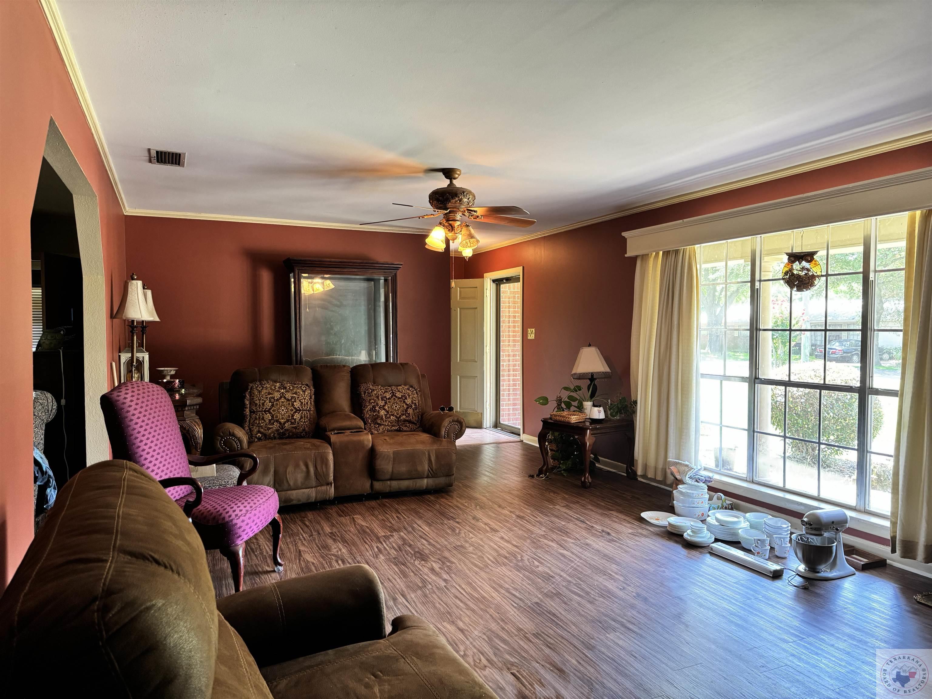 112 Wildwood Dr