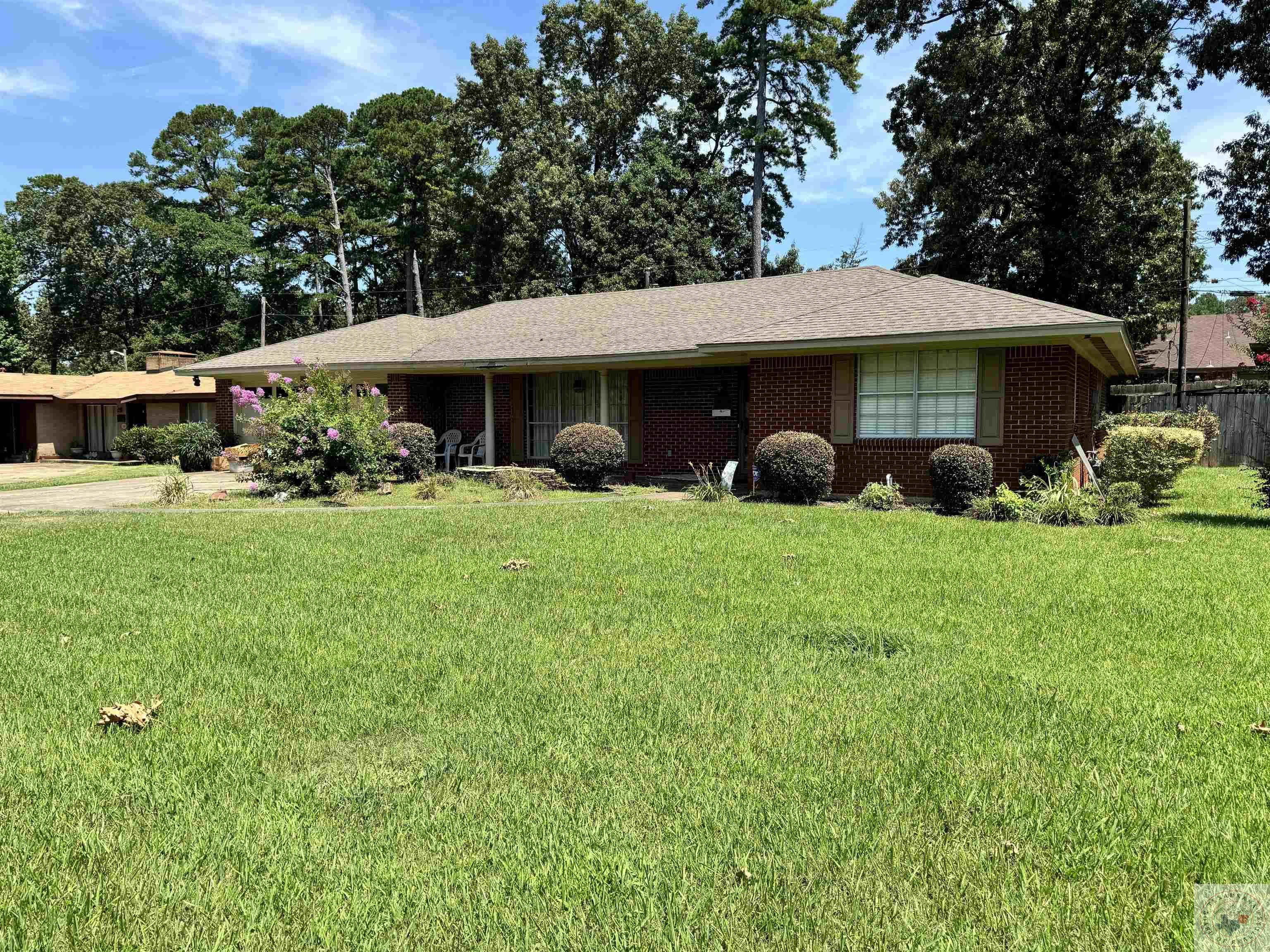 112 Wildwood Dr