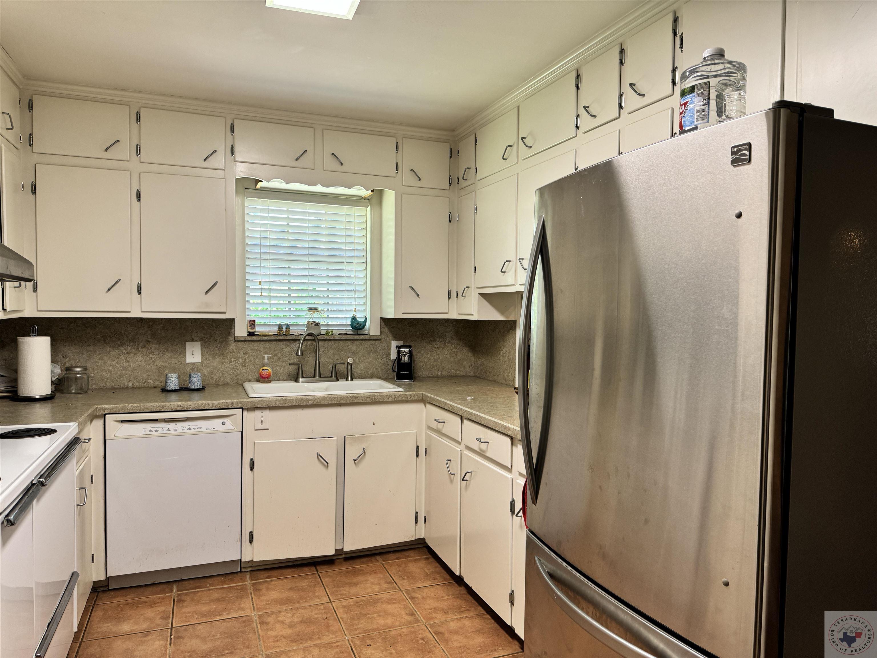 112 Wildwood Dr