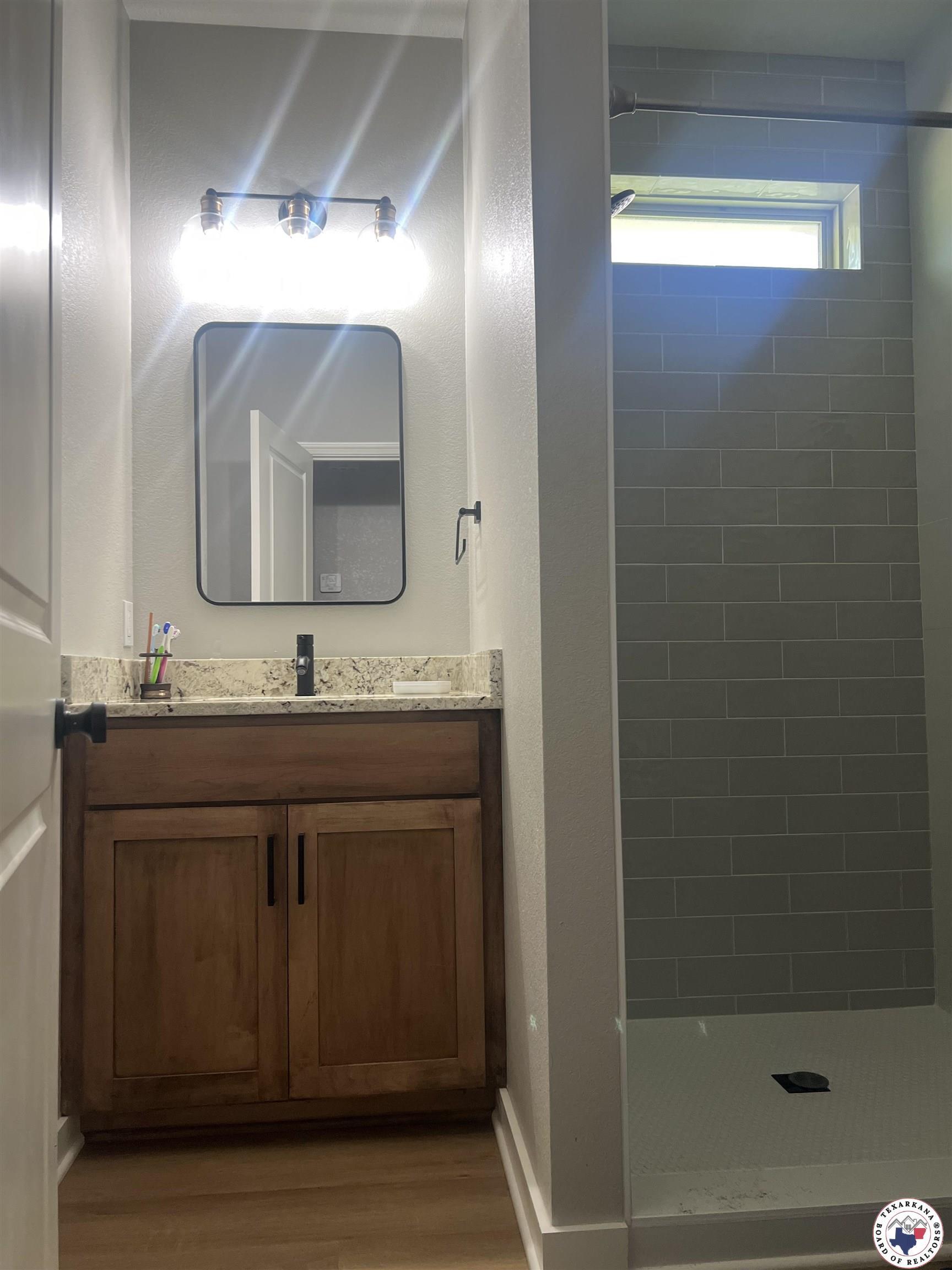 6814 MAPLE VIEW LANE