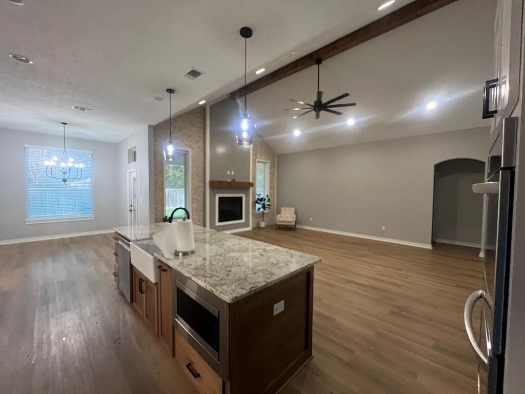 6814 MAPLE VIEW LANE