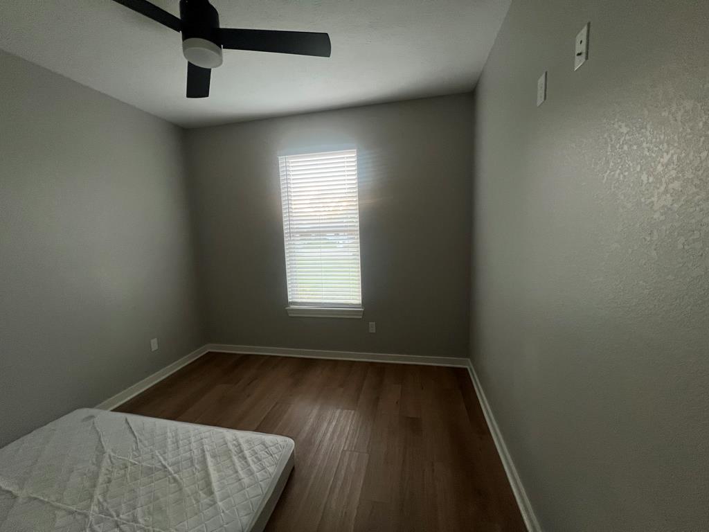 6814 MAPLE VIEW LANE