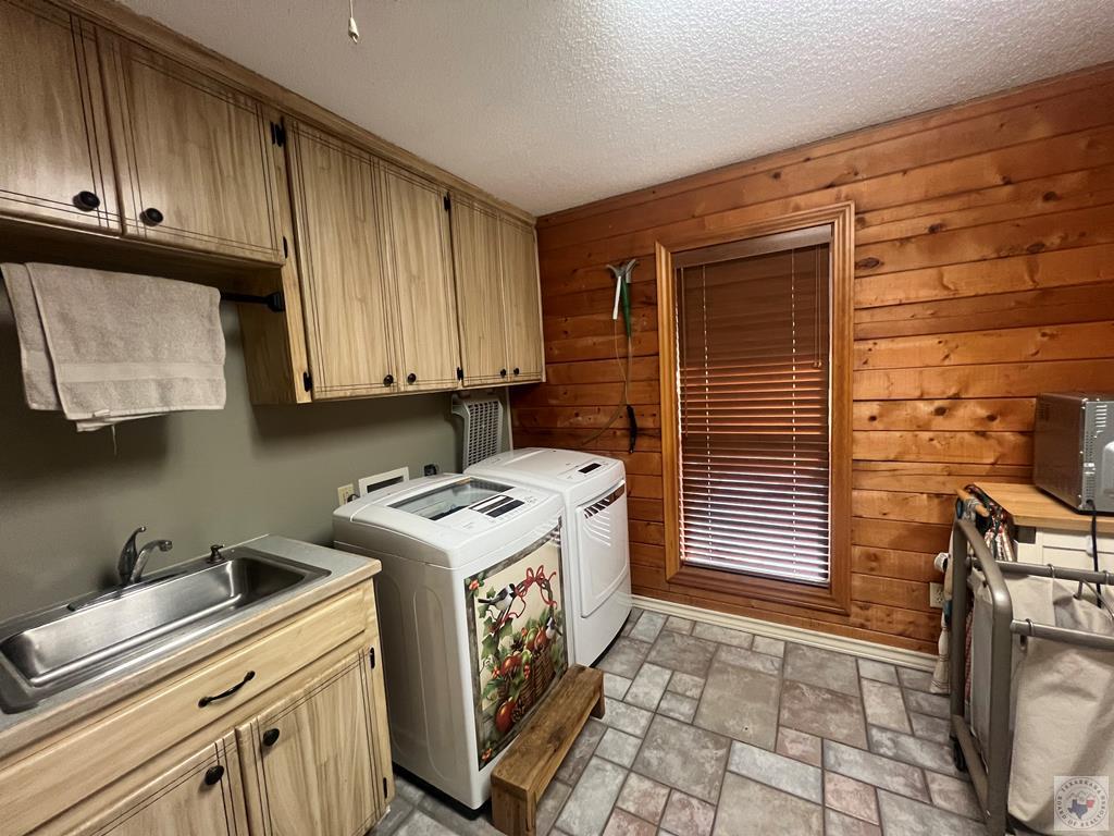 20 CLEARVIEW