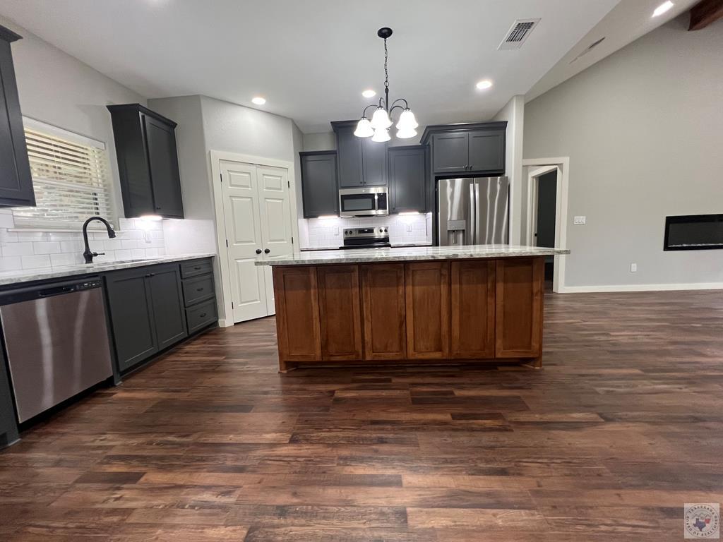 HICKORY OAK LN HICKORY OAK LN