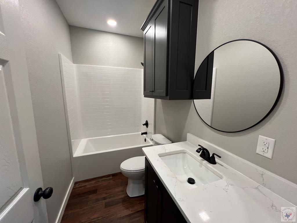 HICKORY OAK LN HICKORY OAK LN