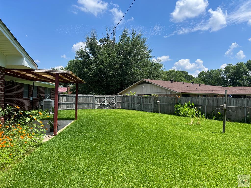 130 North Elmwood