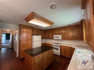 6412 LAKERIDGE DRIVE