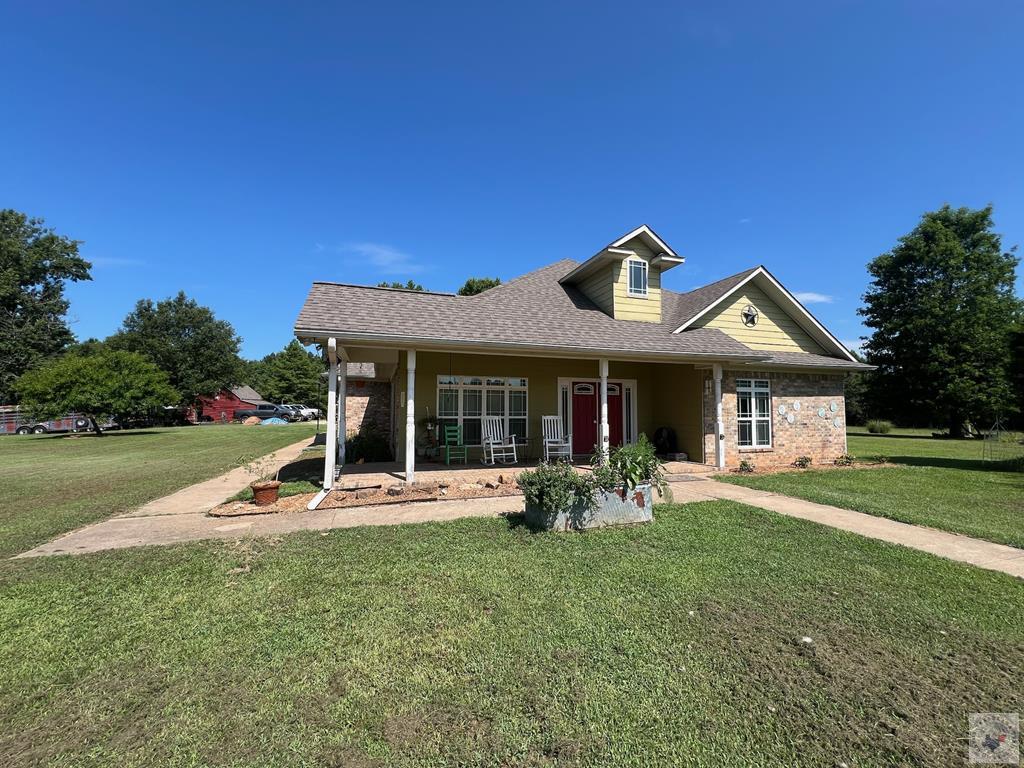 1105 CR 3306, DeKalb