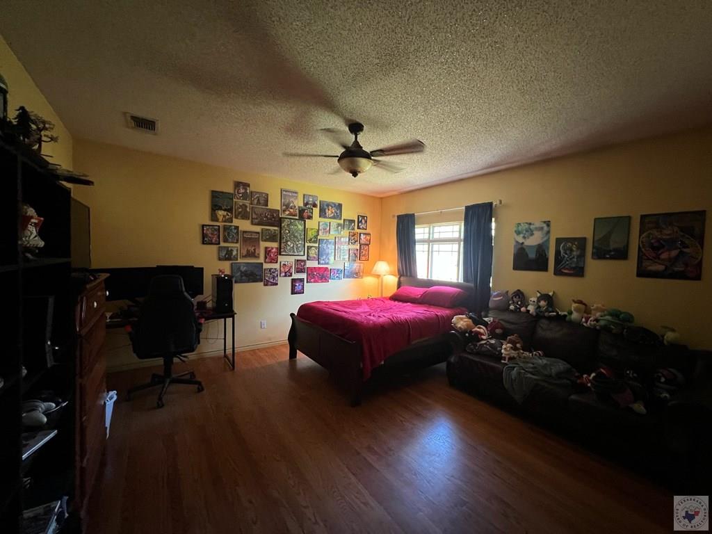 1105 CR 3306, DeKalb