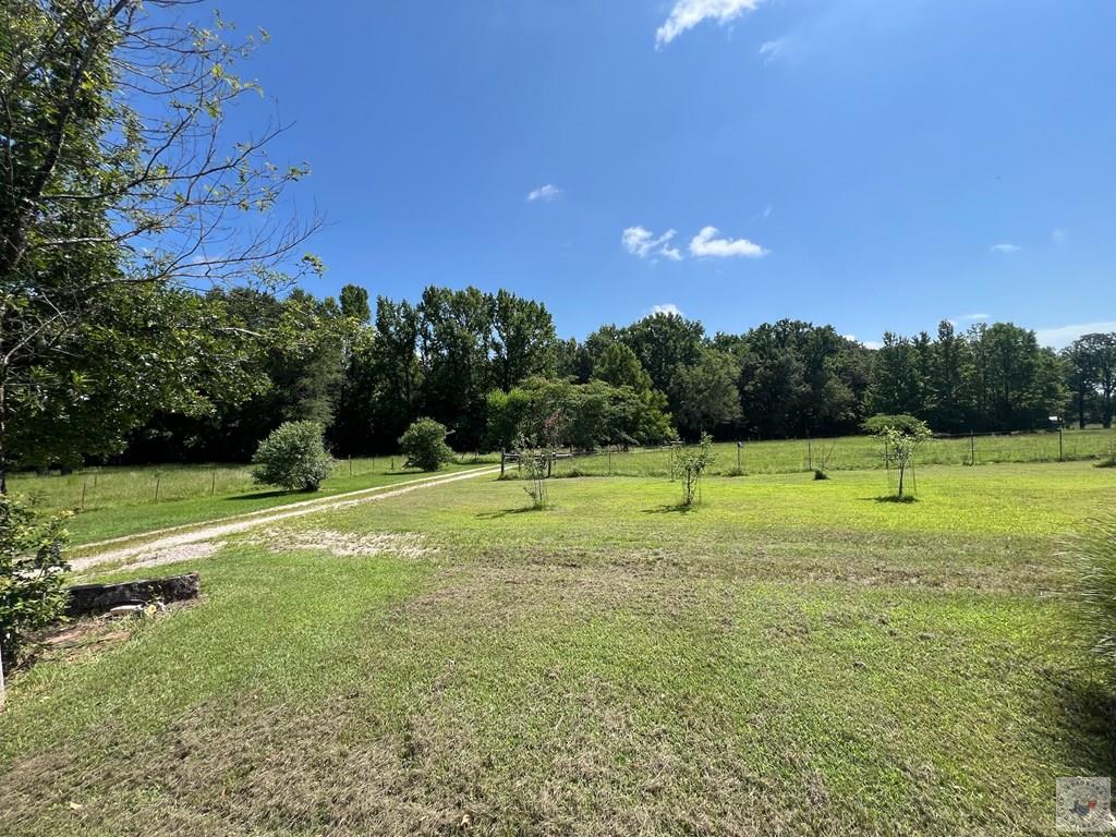 1105 CR 3306, DeKalb