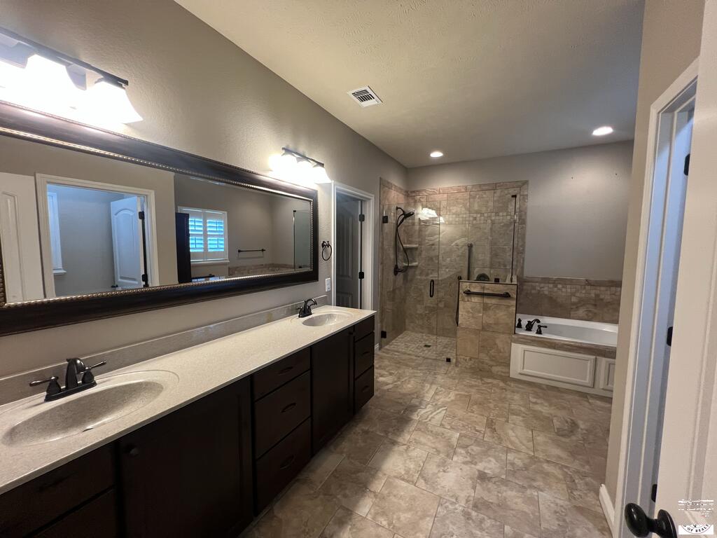 2 King Ranch Rd