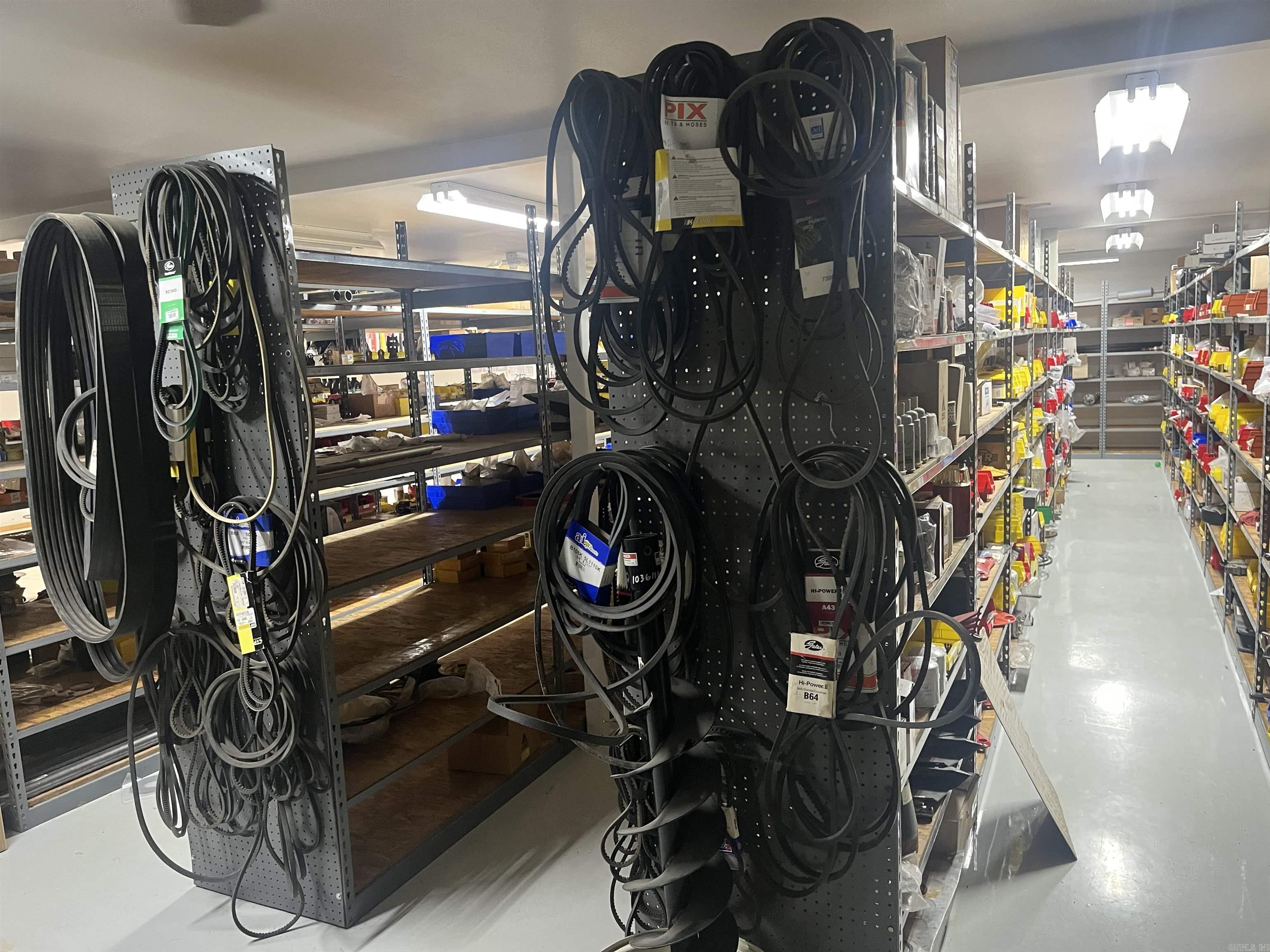 2642 N Hwy 71 Highway